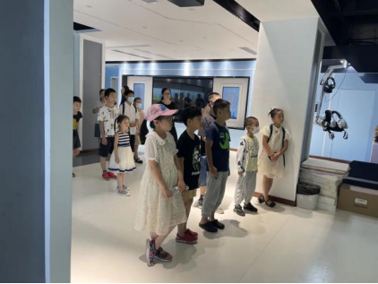 精彩一夏 缤纷暑假有“趣”处！——长宁区组织开展“快乐暑假 反邪同行”反邪教警示教育趣味体验实践活动487.png
